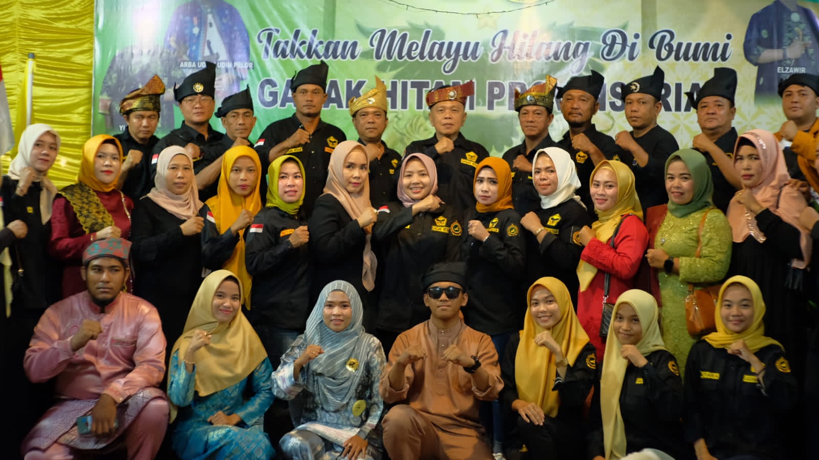 H.Asmar Tutup Lomba Lagu Gagak Hitam Sambang Riau.