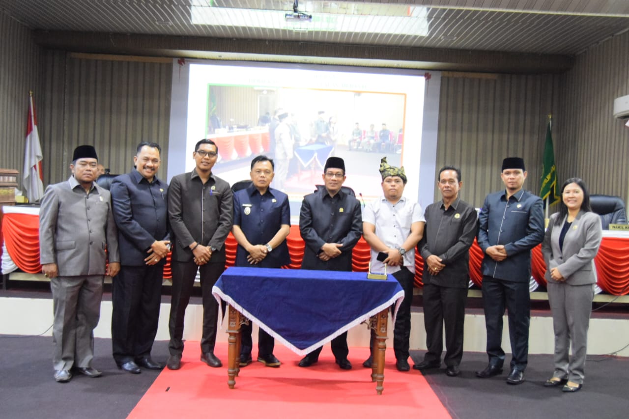 Wabup Asmar Berikan Jawaban Atas Pandangan Umum Fraksi DPRD Meranti