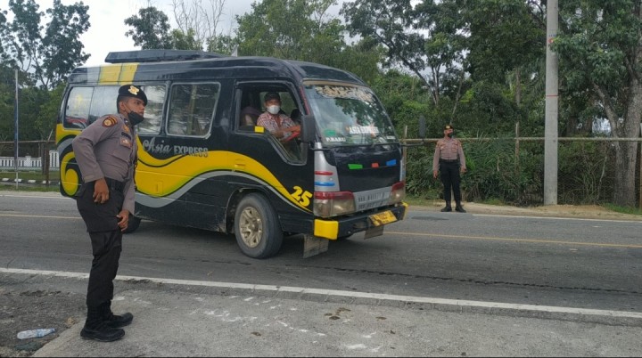 Kapolsek Rumbai Razia Vaksin, Ingatkan Masyarakat Patuhi Prokes