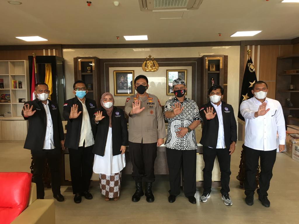 Komnas PA Riau Silaturahmi dengan  Kapolda Riau, Irjen M Iqbal