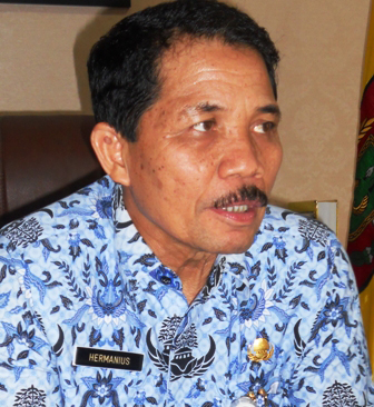 Sepatu Kulit Hermanius Kadispariwisata Pekanbaru Lenyap Usai Juma`atan