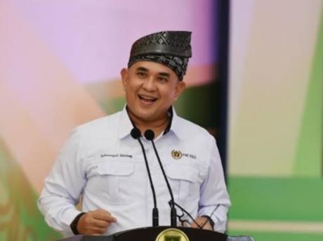 PWI Riau Salurkan 440 Paket Sembako Bagi Anggota yang membutuhkan
