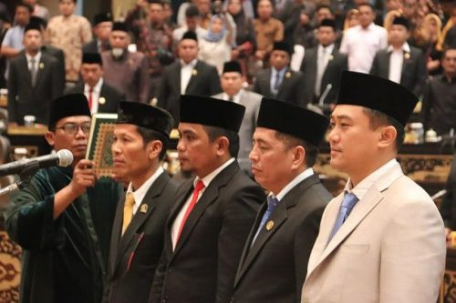 Maju Pilkada , Enam Anggota DPRD Riau Siap-siap Di-PAW
