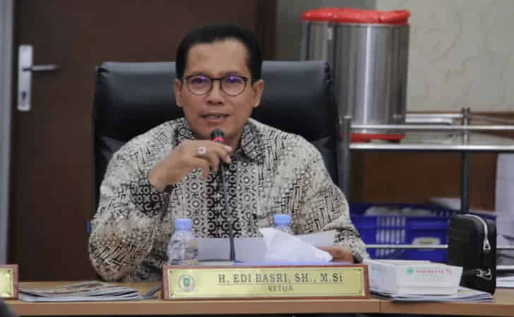 Tahun 2026, Perusahaan Beroperasi Di Riau Wajib Beli Kendaraan Berplat BM