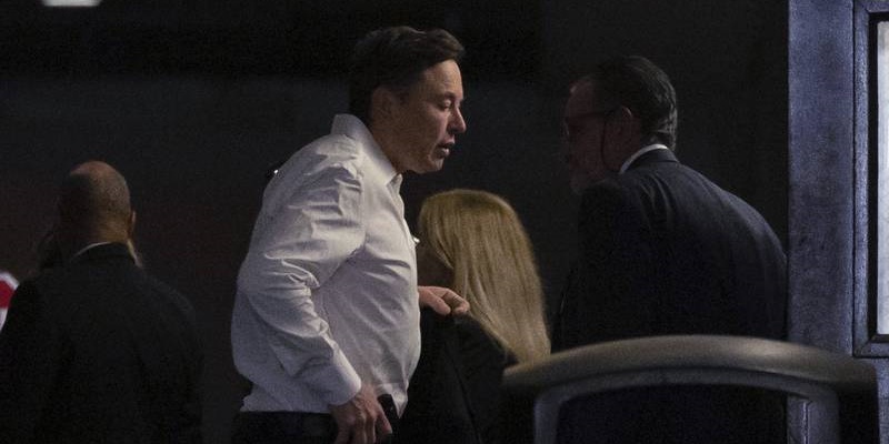 Buntut Pemblokiran Akun Jurnalis, Elon Musk Diserbu Kecaman dari Penjuru Dunia