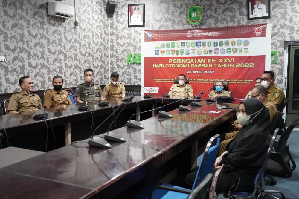 Bupati HM Adil Ikuti Hari Otonomi Daerah Ke-26 Dan Loucing Aplikasi SILPPD 1.1