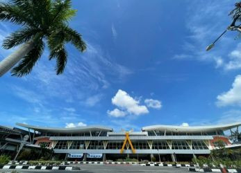 Sempat Terkendala Jarak Pandang, Penerbangan SSK II Pekanbaru Kembali Normal