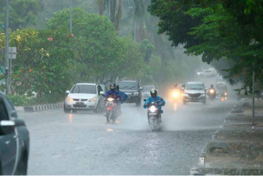 Hujan Diprakirakan Guyur Sebagian Besar Wilayah Riau Sore hingga Malam Hari
