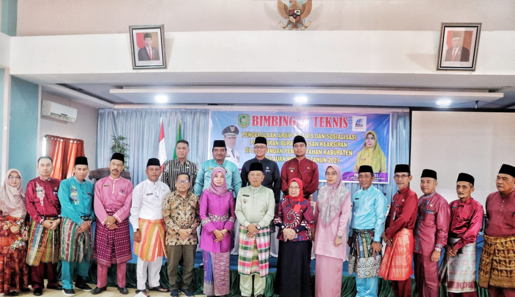 Plt Bupati Asmar Buka Bimtek Pengelolaan Arsip Dinamis