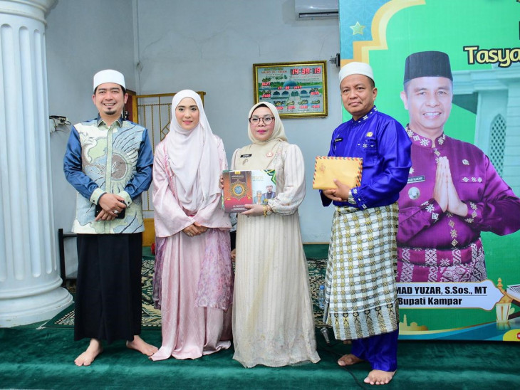 Datangkan Ustad Solmed Jelang Peringatan Hari Jadi Kab. Kampar Ke - 76, Pemda Kampar Gelar Tabligh Akbar Sembari Peringati Isra' Mi'raj Nabi Muhammad Saw 1447 H