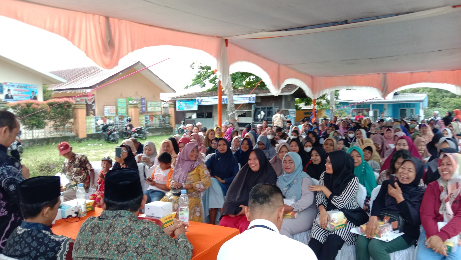 https://acuannews.com/a450d92cb6be01b3b3669c18bfca7901/content_upload/images/Suasana%20tanya%20jawab%20bersama%20warga.jpg