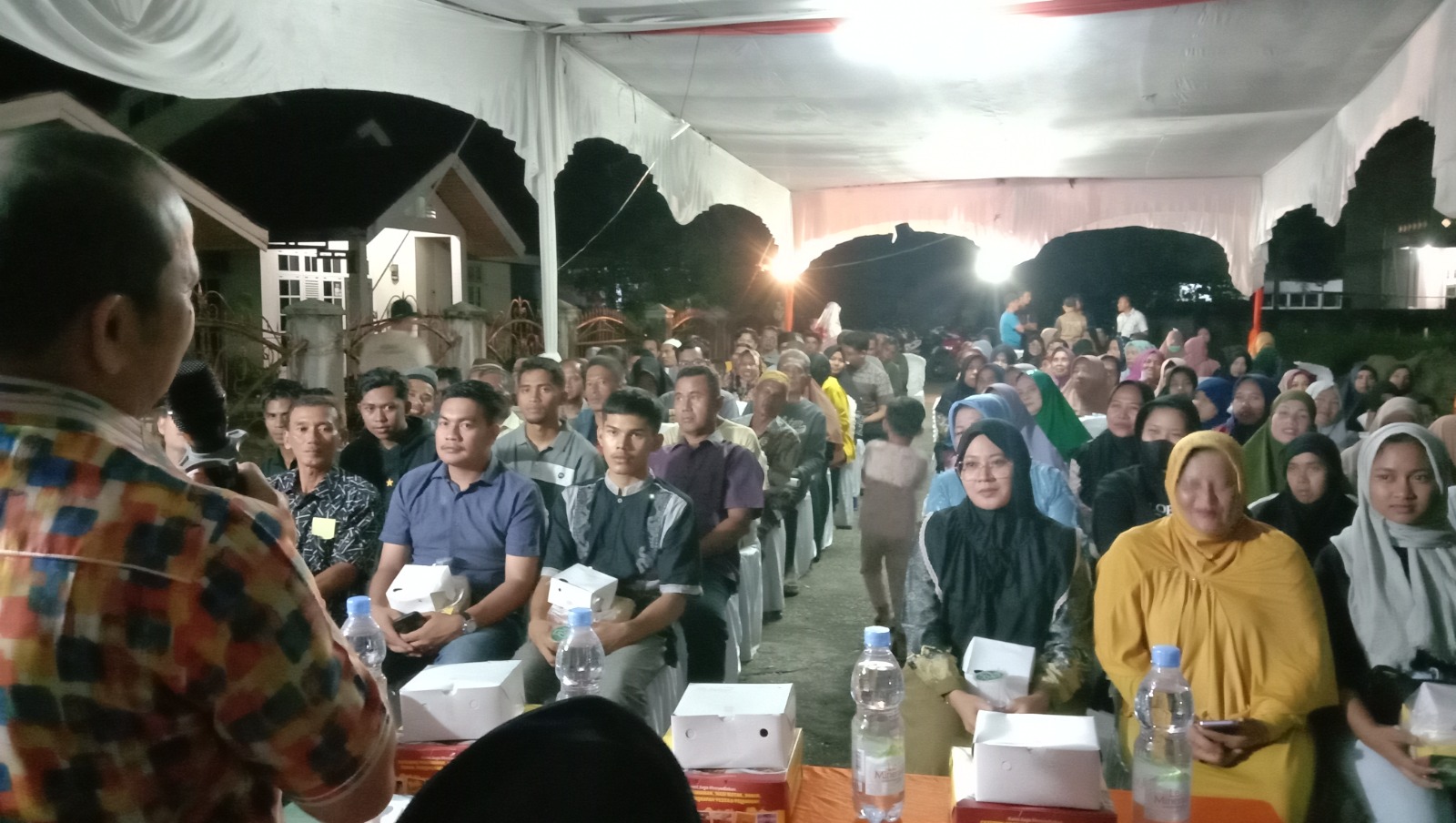 https://acuannews.com/a450d92cb6be01b3b3669c18bfca7901/content_upload/images/Masyarakat%20yang%20antusias%20hadir%20saat%20kegiatan%20berlangsung%281%29.jpg